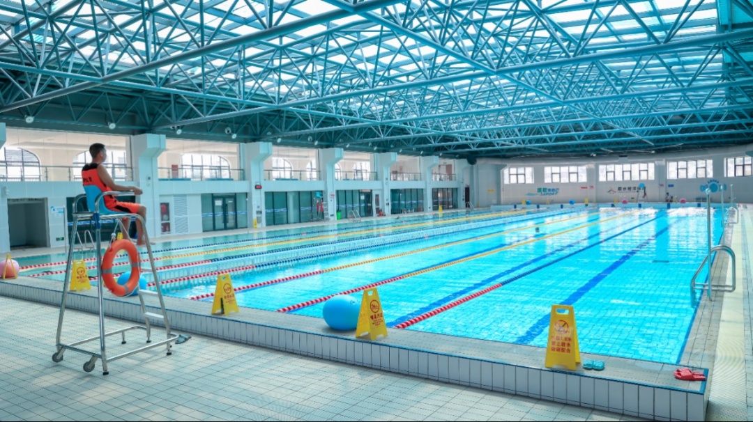 首页>侨乡聚焦>侨乡聚焦>青田县体育中心游泳场地(二)2023年8月4日,油